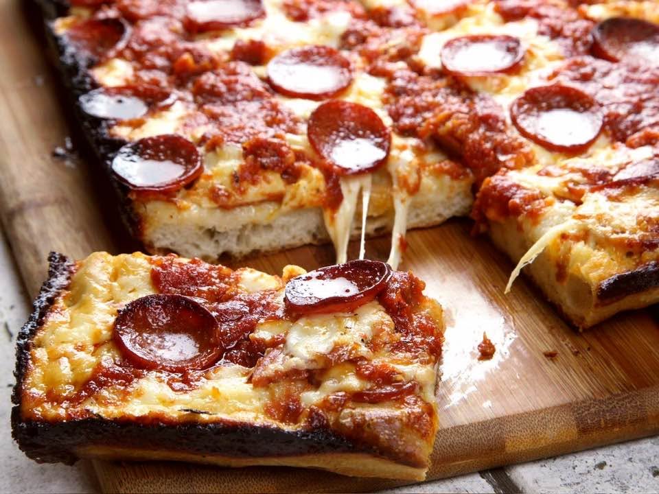 Corleone style pizza